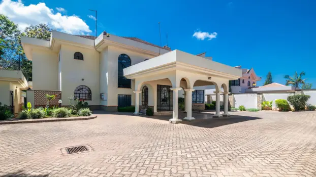 5 bedroom House for Sale in Runda, Nairobi, Kenya by Mansiondeal